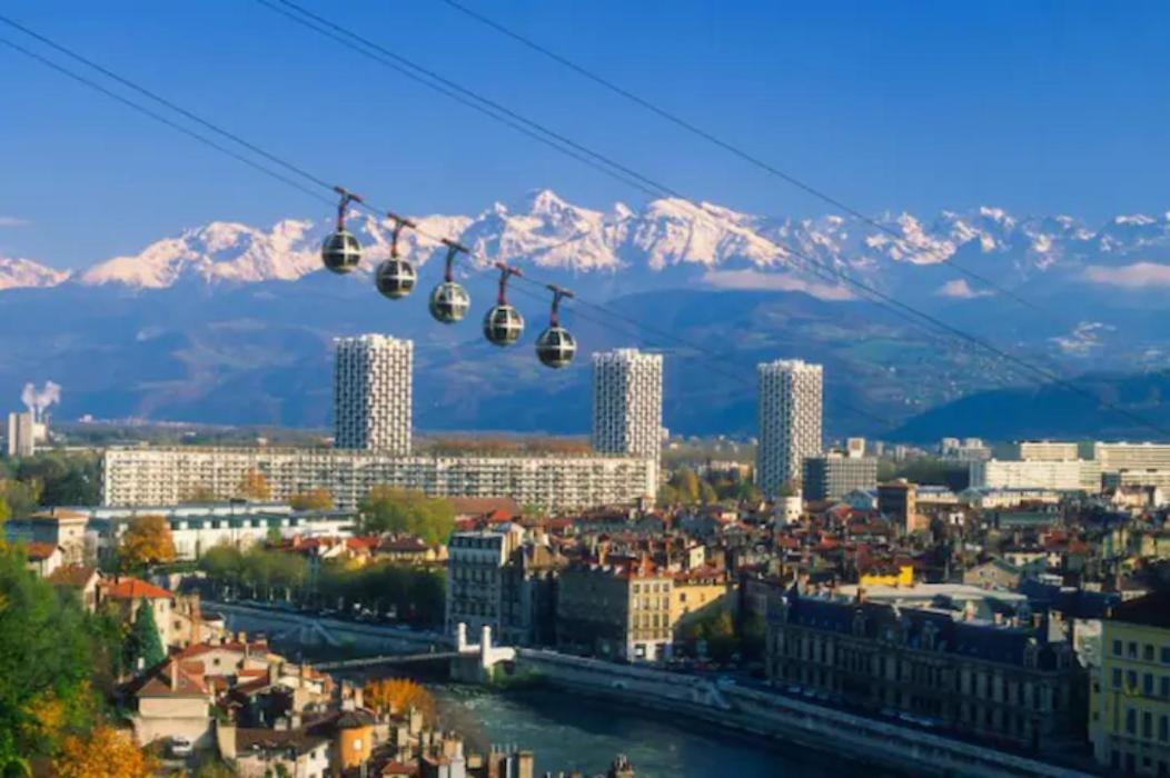 Appartement atypique au coeur des Alpes Barraux Extérieur photo