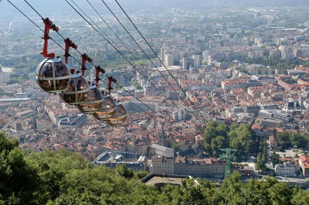 Appartement atypique au coeur des Alpes Barraux Extérieur photo